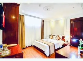 ORANGE Hotel - City CENTER, near Dragon Bridge, Han River, international airport