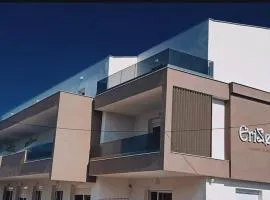 EriZen Jacuzzi suites