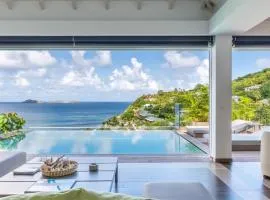 Spectacular Villa with Relaxing Atmosphere