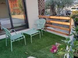 ארוח אל מול גלעד