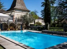 Les Manibelles Manor House Rental