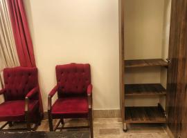 Karachi Grand Hotel，位于卡拉奇真纳国际机场 - KHI附近的酒店