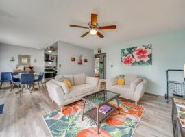 Walk to Dtwn Hilo: Island Escape w/ Pool!，位于希洛的酒店