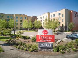 Best Western Premier Hotel at Fisher's Landing，位于温哥华的酒店