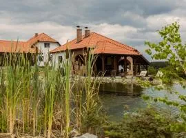 Guesthouse and Glamping with common kitchen - My Little Farm