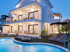 Solis Ortus adults 16plus，位于艾斯普罗瓦塔的酒店