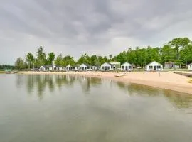 Cabin 8 on Lake Huron in Les Cheneaux Islands!