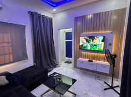 Magnanimous Apartments 1bedroom flat at Ogudu，位于拉各斯的酒店