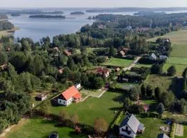 Domek Bajkowy Zakątek nad jeziorem Narie