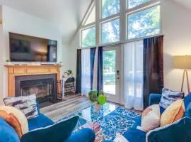 Golf and Hike Home with Resort Perks in Hedgesville