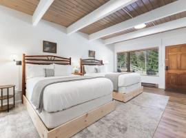 Camp Nelson Lodge Room 2，位于Ponderosa的酒店
