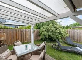 Amazing Home In Winsen, Aller With Wifi