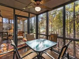 Buckanoe Condo -Hiking Trails Wood-Burning Fireplace Community Pools