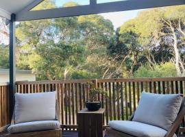 Rye Treetop Retreat，位于莱伊的酒店