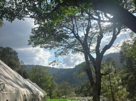 Whispering Water Camp，位于穆克缇斯瓦的酒店