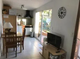 Appartement T2 independant dans mas isole