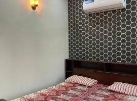 Gujranwala Appartments，位于Kotli Sāhib Singh的酒店