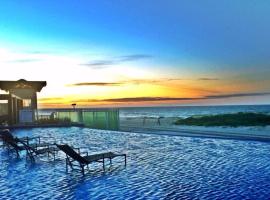 Beach Place Aquiraz Riviera，位于阿奎拉兹的高尔夫酒店