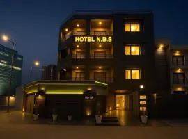 Hotel Noida Business Suites