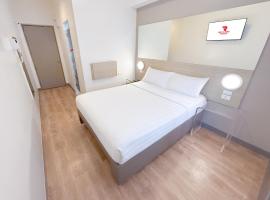 Red Planet Quezon City Timog，位于马尼拉的酒店