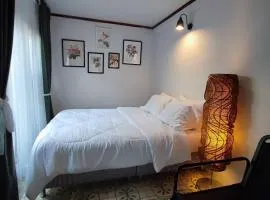 Baan Jiam Bangkok บ้านยายเจียม