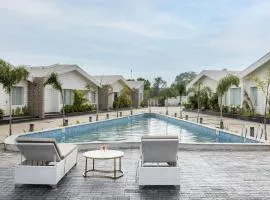 Sitara Palace and Resort