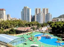 Apartamento con piscina de verano e invierno