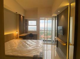 Room bangren Avenue BSD，位于Babakan的酒店