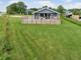 3 Bedroom Stunning Home In Hurup Thy