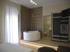 HT Room Spa & Suite，位于布林迪西的酒店