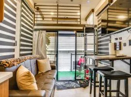 10 Mi to Leesylvania and River Sleek Mobile Home