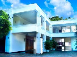 Hotel Nilaro，位于Gehenuwala的酒店