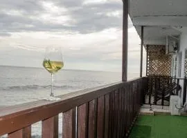 Oceanfront Refuge-Sea Front-La Libertad-El Salvador