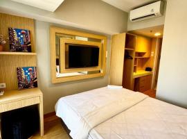 Apartemen Tokyo Riverside Pik 2，位于Muara的酒店