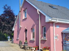 Kilkenny rental The Folly Lodge minutes from city centre R95RYC8，位于基尔肯尼的酒店