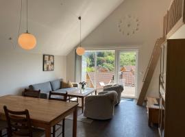 Hausvikstranda，位于灵达尔的酒店