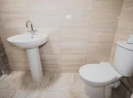 Large Room in Shared House