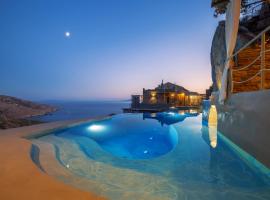 Aegean Castle Andros – Adults Only，位于Agia Eleousa的酒店