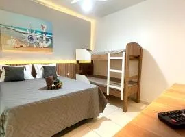 Suíte 32 linda e privativa em frente ao mar com frigobar, ar condicionado, banheiro