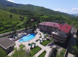 Aghveran Ararat Resort Hotel，位于Arzakan的酒店