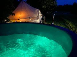 Karula Stay Romantic and Luxurious Glamping at Karula National Park，位于Ähijärve的酒店