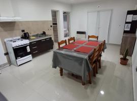 Alojamiento ByB，位于普洛缇尔的酒店