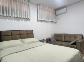 Casa prox FEMA UNESP- Qto Ac, Gar aut, Coz e Lav