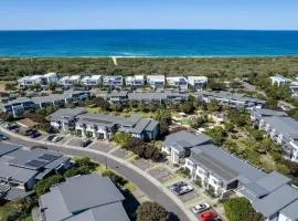 Beach, Golf, Day Spa & Poolside Luxury