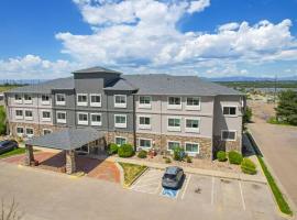 Baymont by Wyndham Henderson-Northeast Denver，位于Henderson的酒店