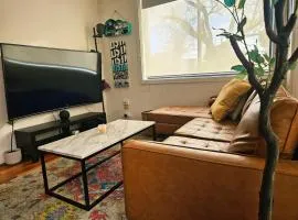 Quiet, Peaceful Northcote Unit