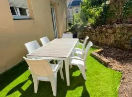 Maison cosy avec jardin, wifi et parking gratuit