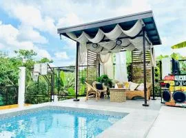 NEWEST VILLA IN TAGAYTAY with POOL and Basketball Court LMN PLACE