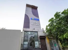FabHotel Devi Heritage - 2 kms from Shri Banke Bihari Mandir
