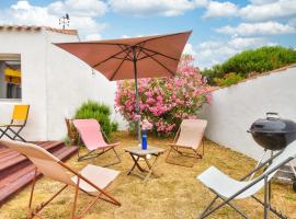700 m de la plage, jardin, maison pour 7，位于LʼÉpine的酒店